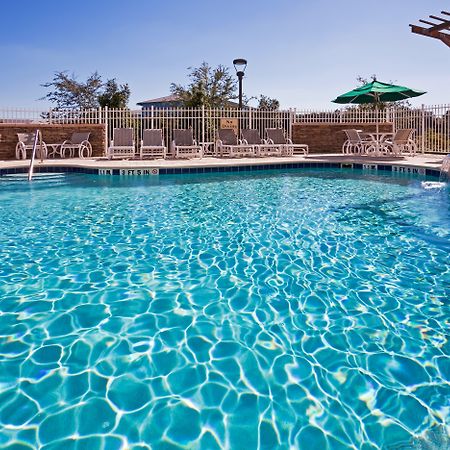 Hotel Indigo Jacksonville-Deerwood Park By Ihg Facilities photo