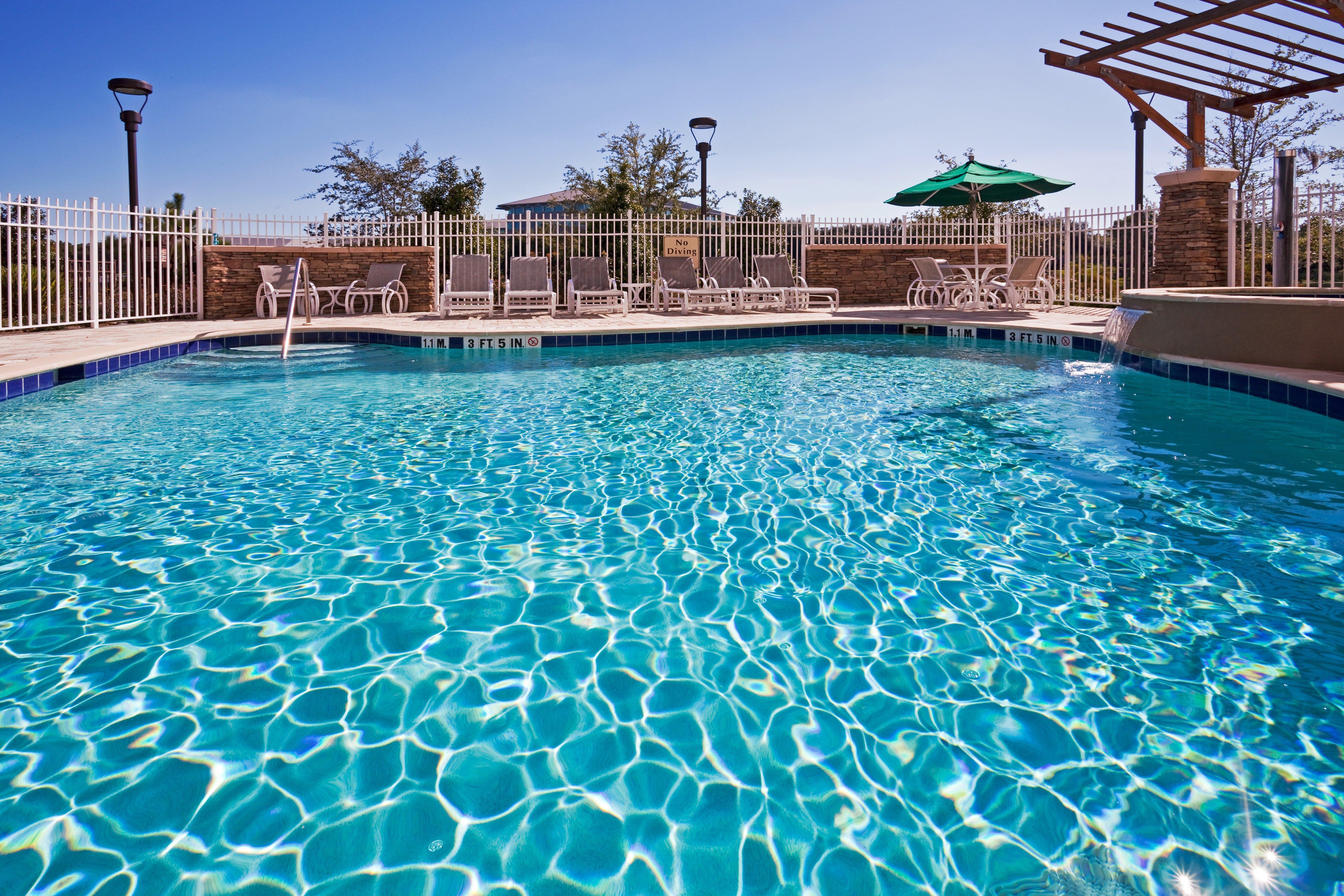 Hotel Indigo Jacksonville-Deerwood Park By Ihg Facilities photo