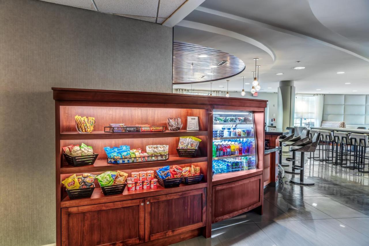 Hotel Indigo Jacksonville-Deerwood Park By Ihg Exterior photo