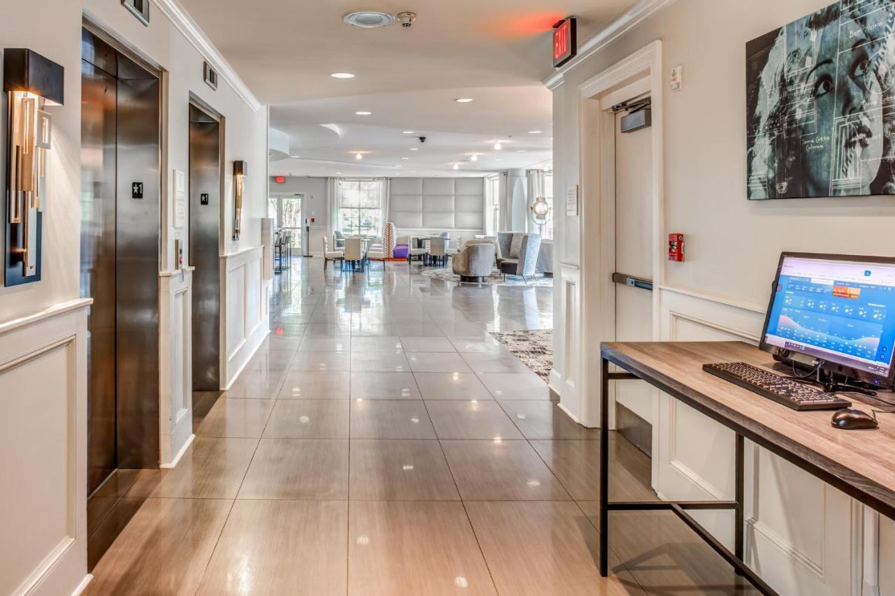 Hotel Indigo Jacksonville-Deerwood Park By Ihg Exterior photo