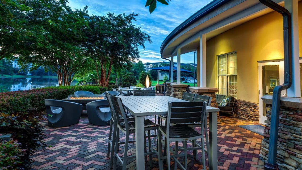 Hotel Indigo Jacksonville-Deerwood Park By Ihg Exterior photo
