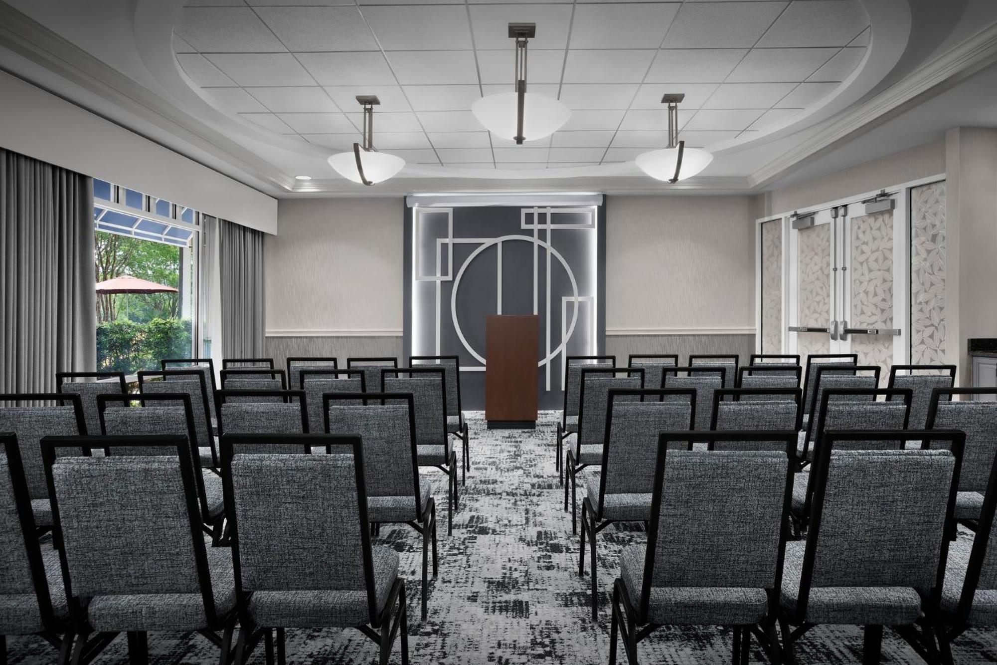 Hotel Indigo Jacksonville-Deerwood Park By Ihg Exterior photo