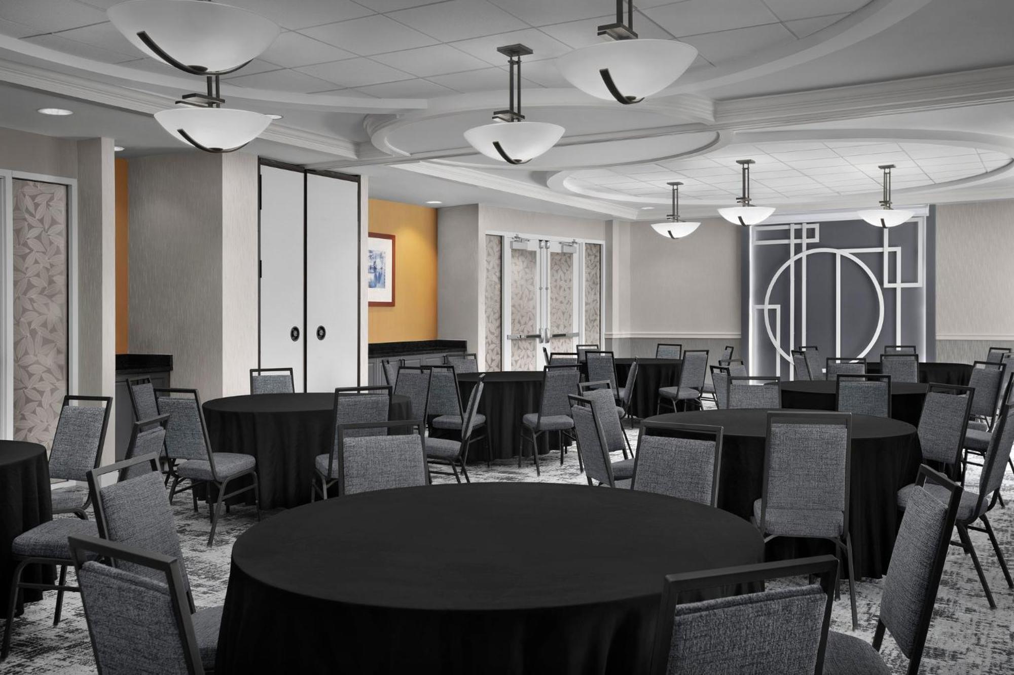 Hotel Indigo Jacksonville-Deerwood Park By Ihg Exterior photo