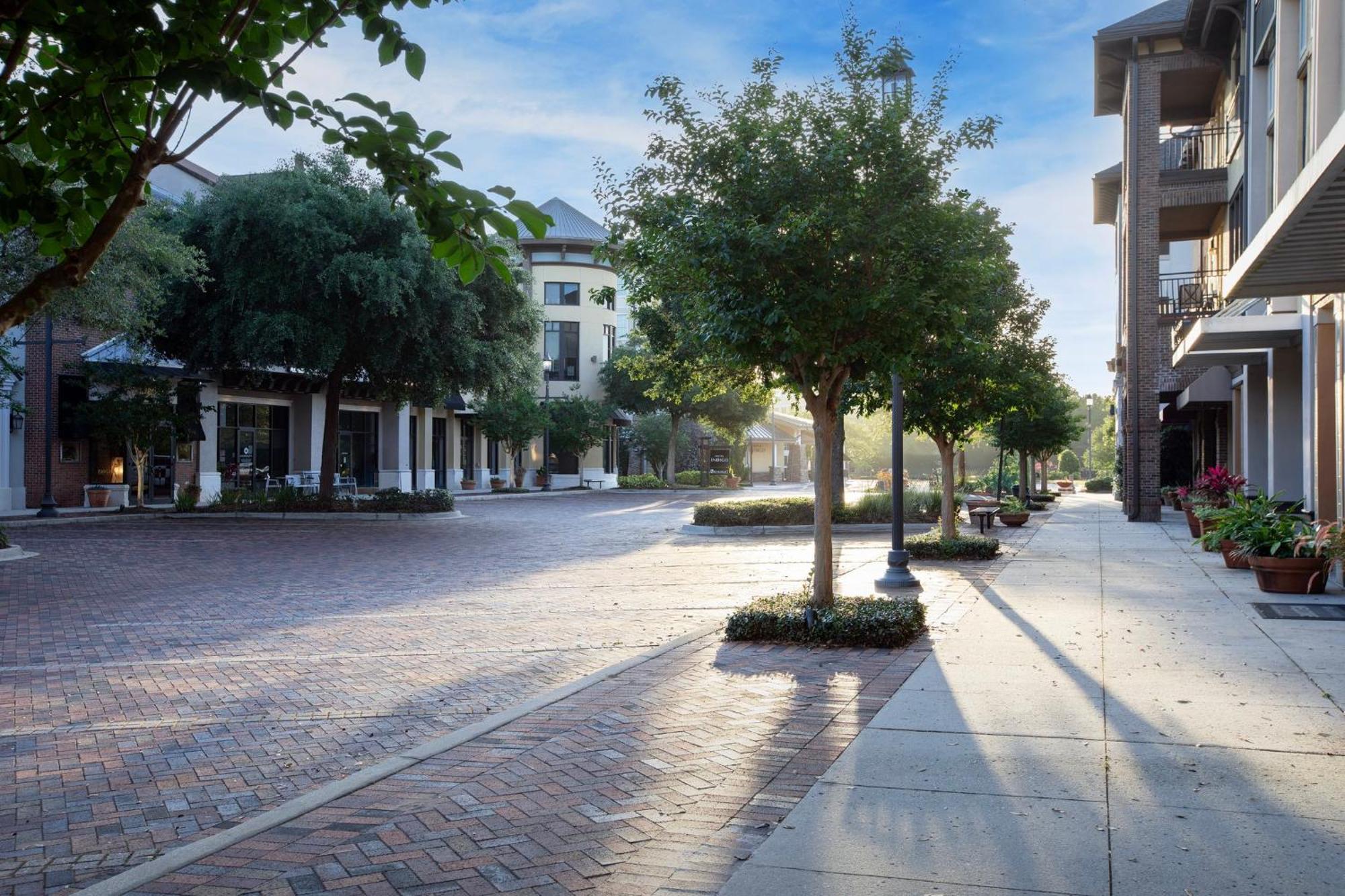 Hotel Indigo Jacksonville-Deerwood Park By Ihg Exterior photo