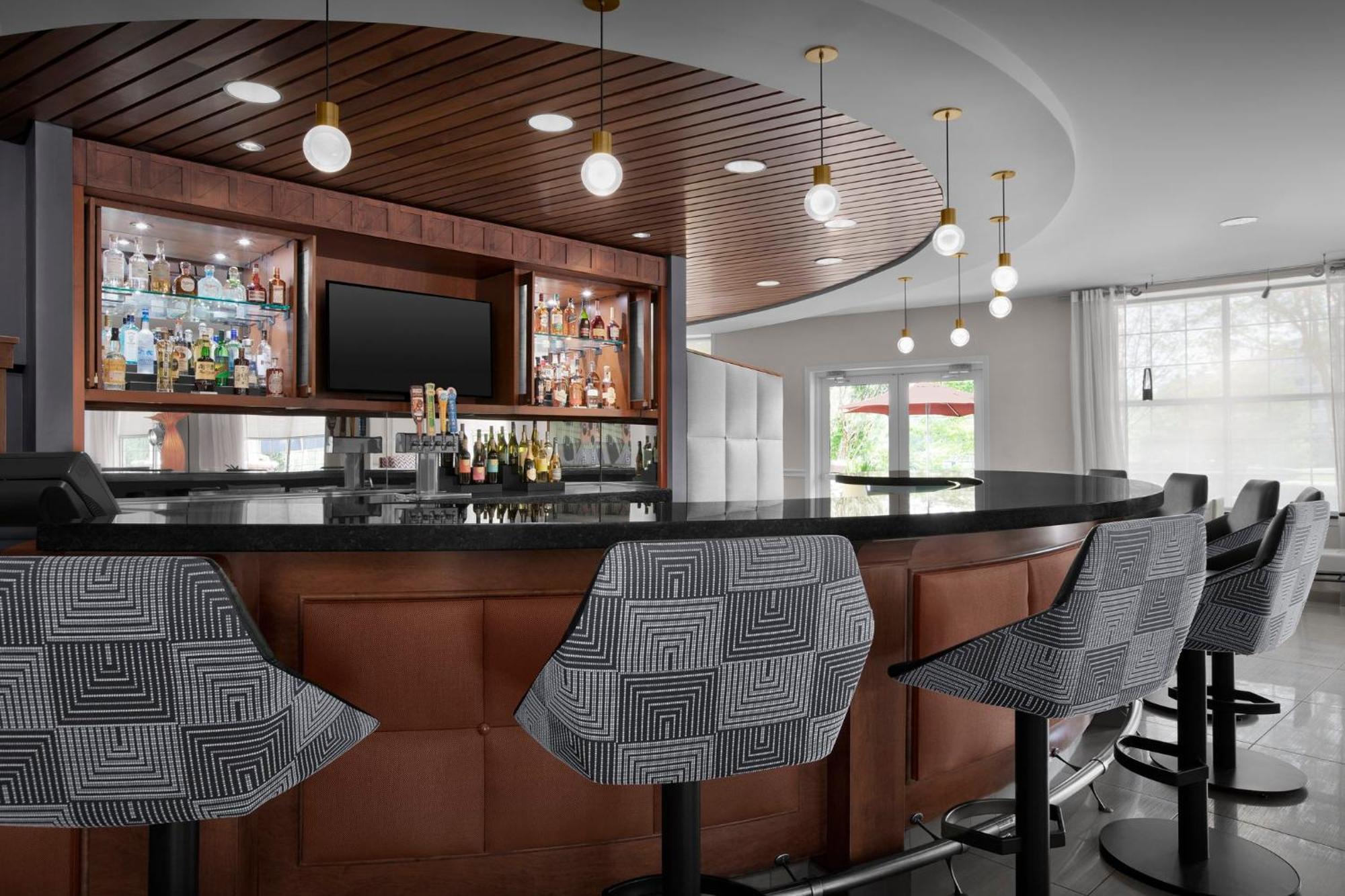 Hotel Indigo Jacksonville-Deerwood Park By Ihg Exterior photo