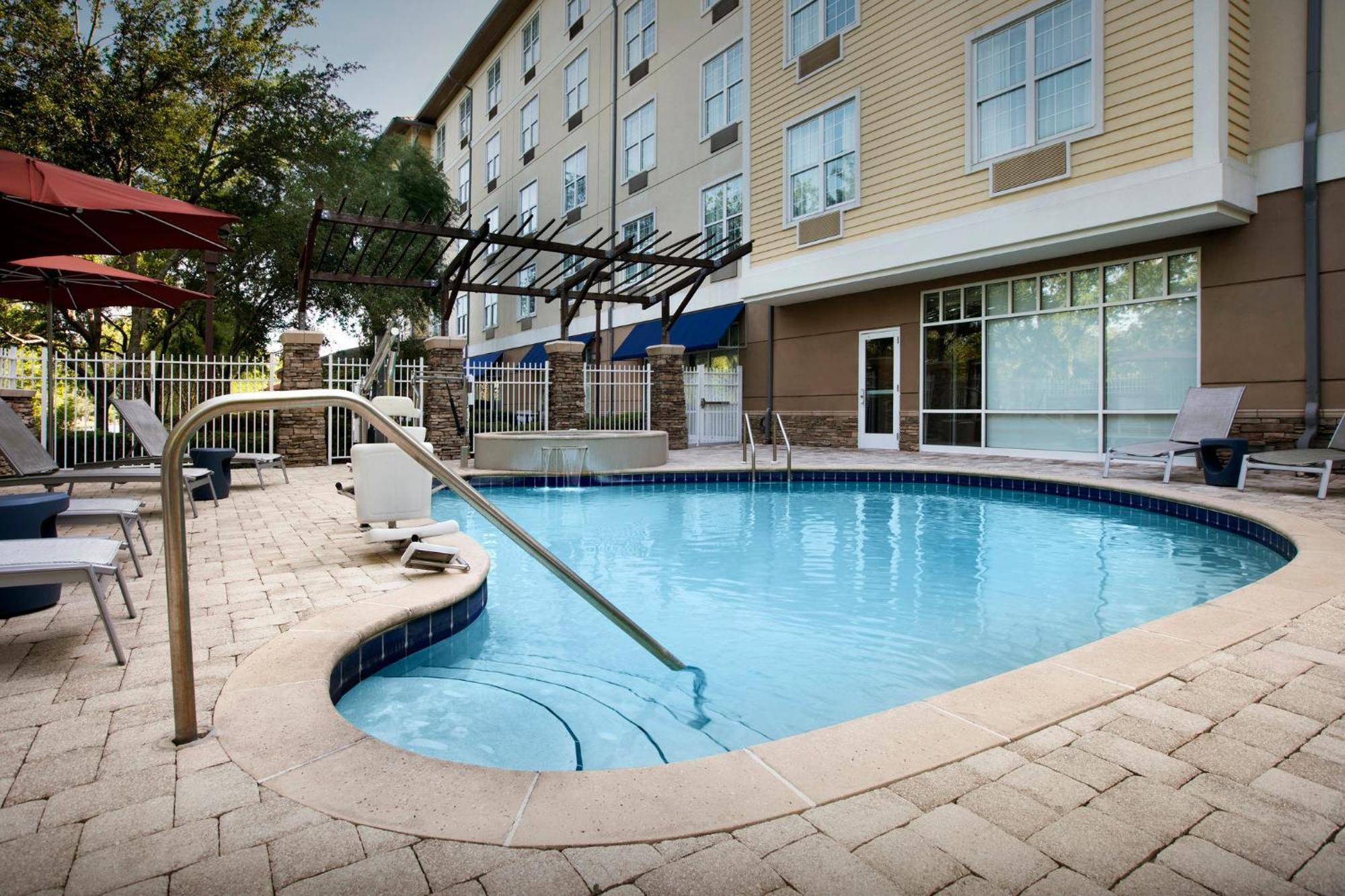 Hotel Indigo Jacksonville-Deerwood Park By Ihg Exterior photo