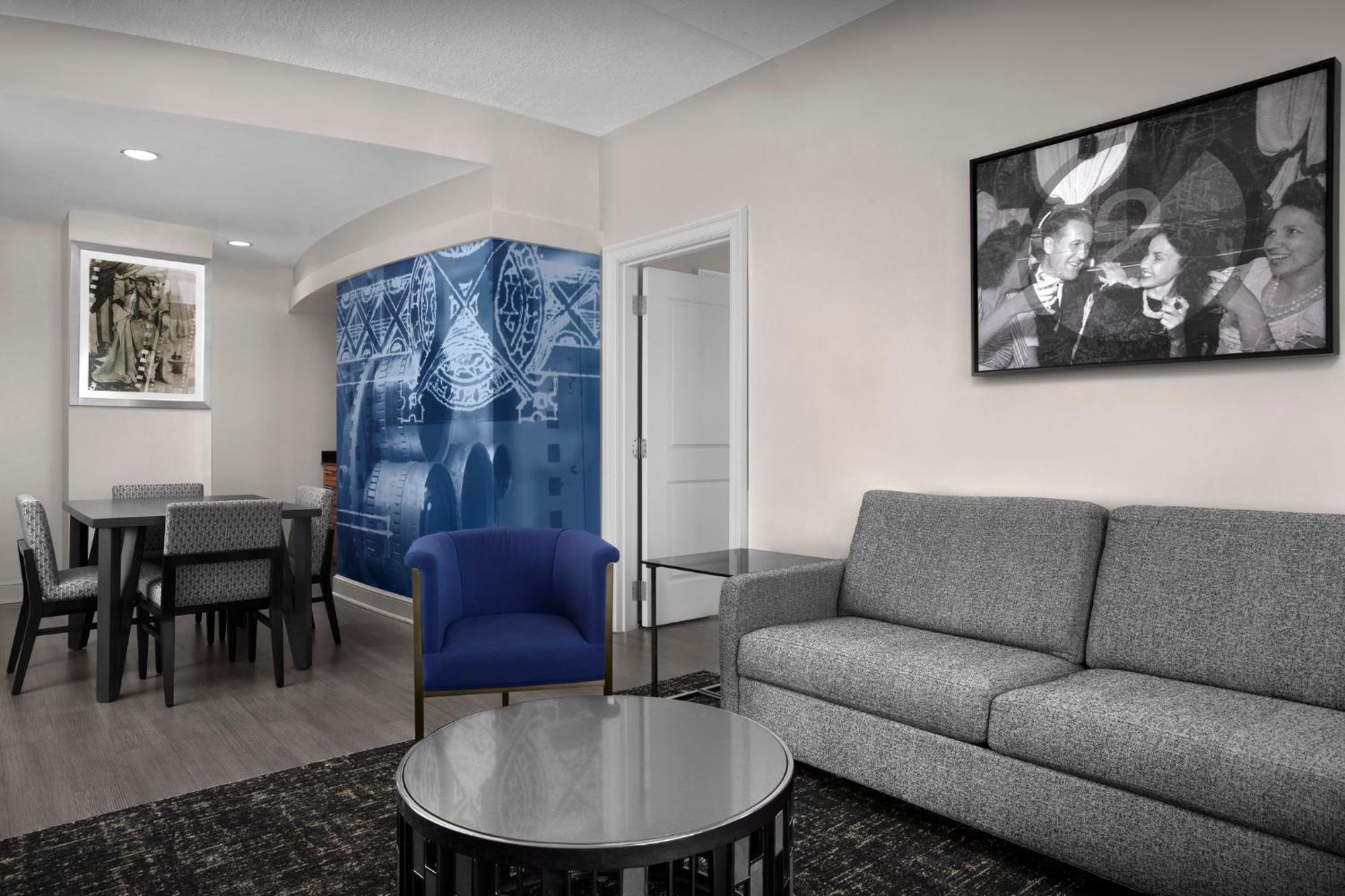 Hotel Indigo Jacksonville-Deerwood Park By Ihg Exterior photo
