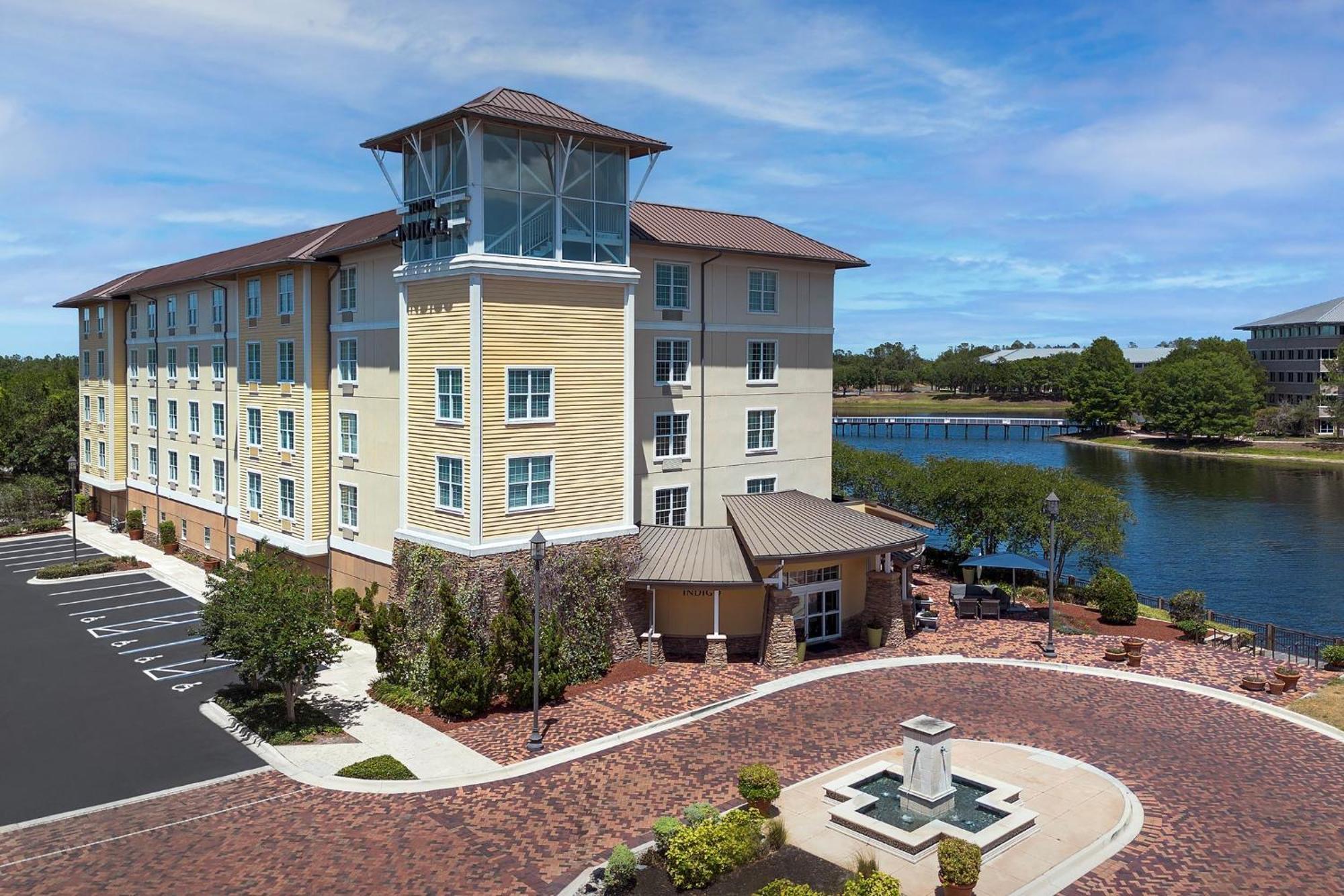 Hotel Indigo Jacksonville-Deerwood Park By Ihg Exterior photo